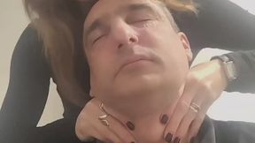 Massage tight big neck