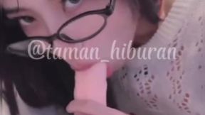 Jago Handjob Sampe Keluar Banyak