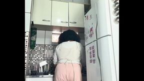 Chubby Housewife Farting While Washing Dishes Voyeur Style