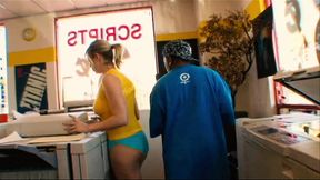 Adrianna Nicole Gets the Dick Bareback