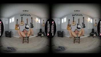 Solo Latin fuck doll, Luna Leve is masturbating, in VR