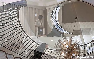 Honey gold  the escort