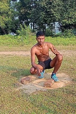 Six Pack Banao or Apna Land Vi Majbut Karo Six Hai Too Land Majbut Hai