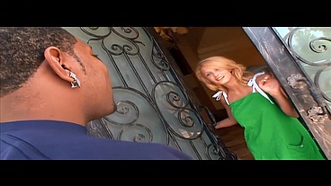 Daphne Flor Dials A Dick Home