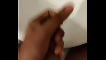 Shreyas Shastri faps to gay porn