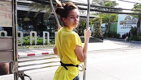 Kinky traveling girl Leona Mia loves working on cam in various places