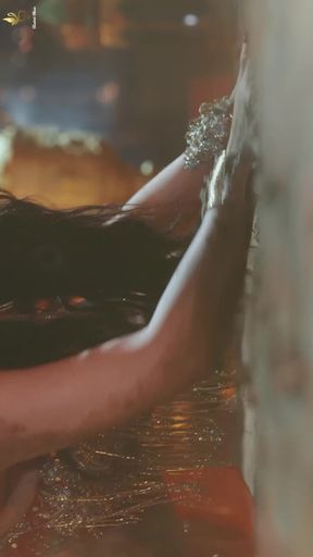 Bollywood beauty Katrina Kaif gets her jerk off by a lucky Arab gooner