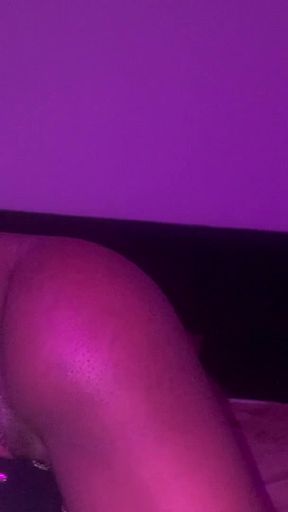 Hot ebony babe pussy licking moment back view   Clip 1