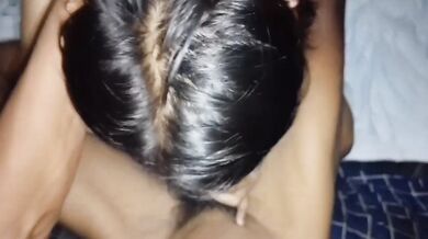 Pasangan Indo-China Nakal Nikmati Pijat Panas di Ranjang