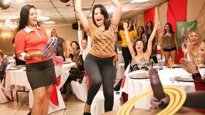 ”CFNM meat sucking party with the Dancing Bear”