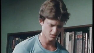 奶油派，自慰，颜射，复古，怀旧 – 男同性恋被奶油派