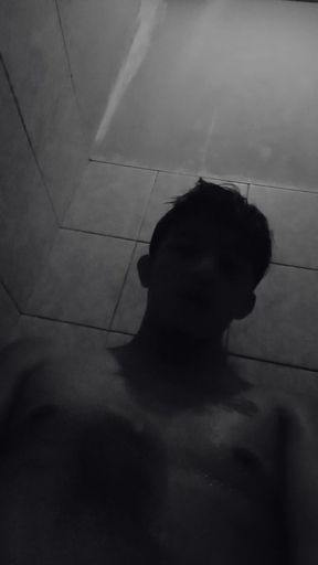 Late night bathroom wank because I was wide-awake and was getting horny