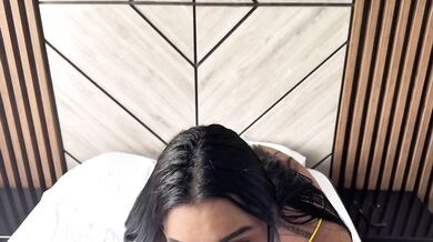 ME DESCUBREN GRABÁNDOME Y TERMINA EN UNA GRAN FOLLADA