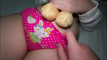 Step daughter's friends play nice with pretty pussy