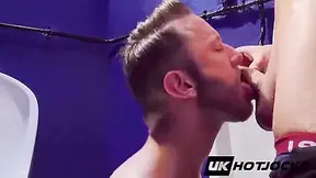 Sexy Homosexual Club Worker