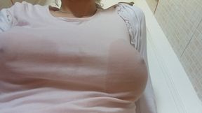 an amazing trasparent belly-boobsy arabic dance