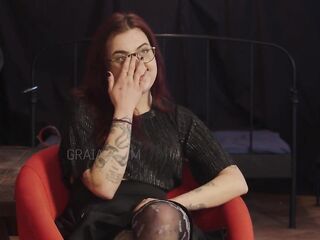 Redhead Gal Appears to be Mad - Suzy's Debut