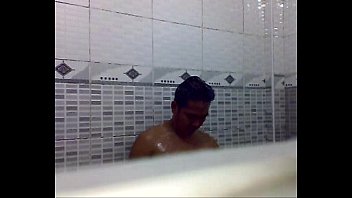 part1  Jakol ni Roderick Rosales habang naliligo