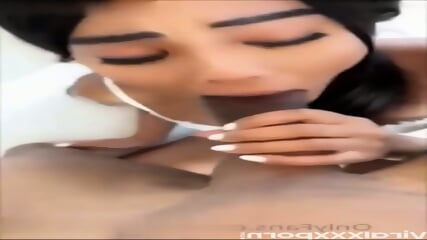 Sophie Vanmeter Gags On A Huge Load During Deepthroat Session