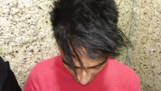 Amatör styvbror fetisch POV: slarviga avsugningar och handjobs leder till stor kuk anal cumshot