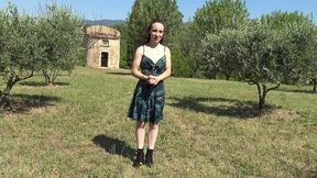 a 18ans, amandine goute a sa toute premiere sodomie... en plein gang-bang !