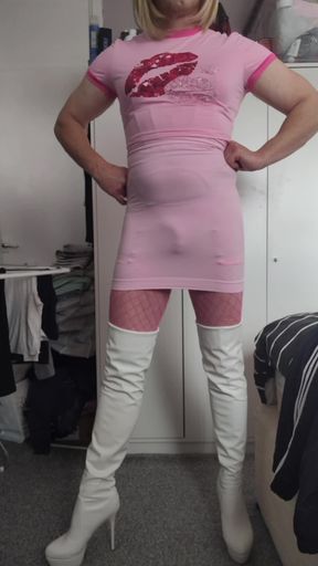 New kinky boots and a skirt bulge