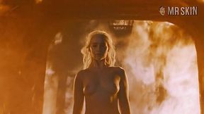 Completely naked Emilia Clarke episode