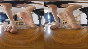 3DVR180Humiliation Toe
