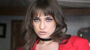 ”Petite brunette Playboy model Ivy Rose exposes her perfect body”