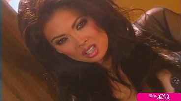 Slim Beauty Tera Patrick Throws A Blonde Slutty Orgy With Ashley Long!