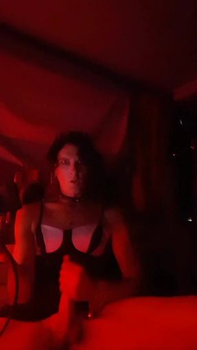 Naughty tranny wank