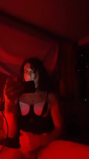 Naughty tranny wank