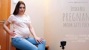 ”Preggo stepmum Jessica Bell needs a big hard prick”