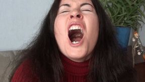 loud yawning mpg 720