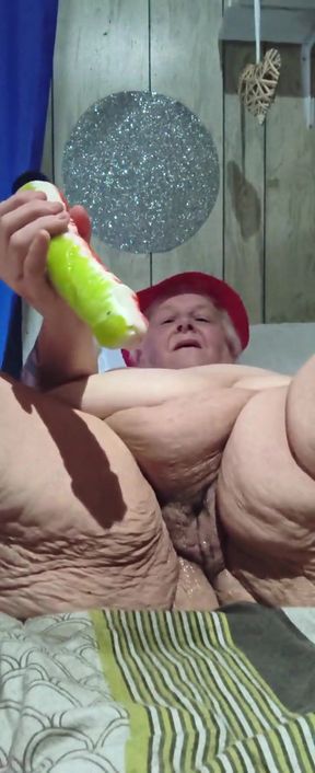 That Extra Large Cock Head Made Her Cum All Over the Bed