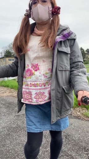 No175 Taking a break at cherry blossom viewing