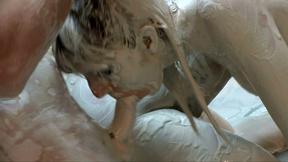 ”Messy threesome fun in the mud”