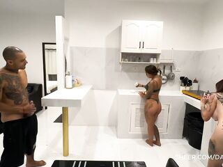 I gave my ally's boyfriend a fellatio in the kitchen as a Christmas present. Perky Christmas!