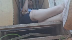 Smoking in a very narrow box