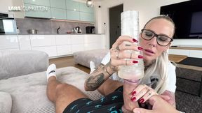 Ride Therapy for Pole Fever � Raw XXL Glasses Facial You Won�t Forget