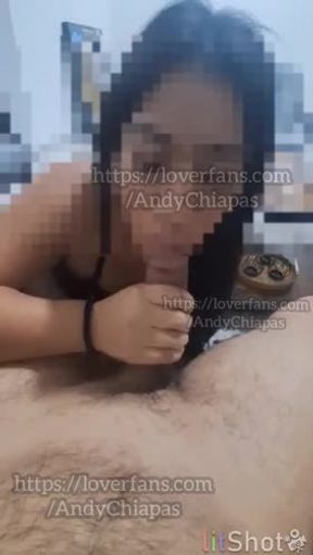Mamando verga al amigo de mi esposo