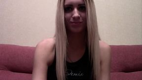 Jenny B 19 Yr Old Blonde Non-Nude SFW Webcam