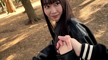 パート１うっすら腹筋のスレンダーちっぱいボディ美女