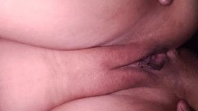 Let That the New Bull Cums Inside Me Without Condom