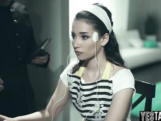 Virgin small teen gets soaked cunt pounded hardcore by a large knob officer