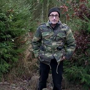 Pierced mature nympho in wild experience