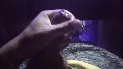 HAVING A GREAT HANDJOB UNTIL I CUM