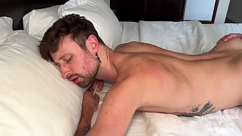 FUDENDO O RABO DELICIOSO DO DREW DIXON