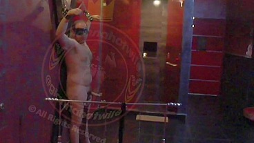 SOMETIENDO A MI MACHO EN HABITACION REDROOM (CALABOZO) PARTE 1/2