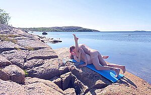 Remlic, solrig sex i naturen, et smukt par